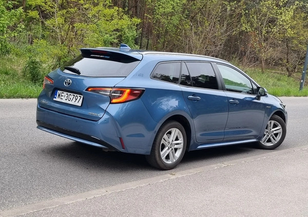 Toyota Corolla cena 82900 przebieg: 144000, rok produkcji 2021 z Kudowa-Zdrój małe 326